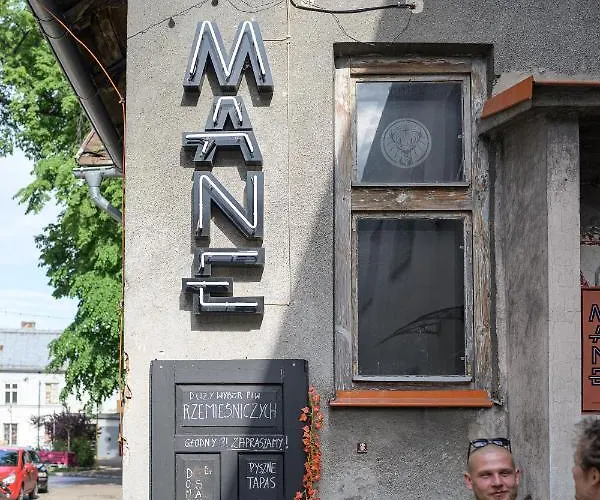 公寓 Native Rajska 3 *